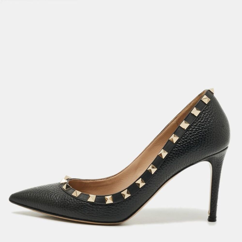 Valentino Rockstud Size 38 Black Grained Leather Pointed Toe Pumps